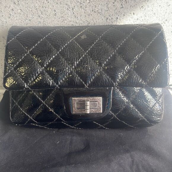 Chanel Reissue Patent Clutch‎ - Picture 3 of 10